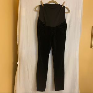Loft Maternity Black Corduroy skinny leg Jeans Size 6